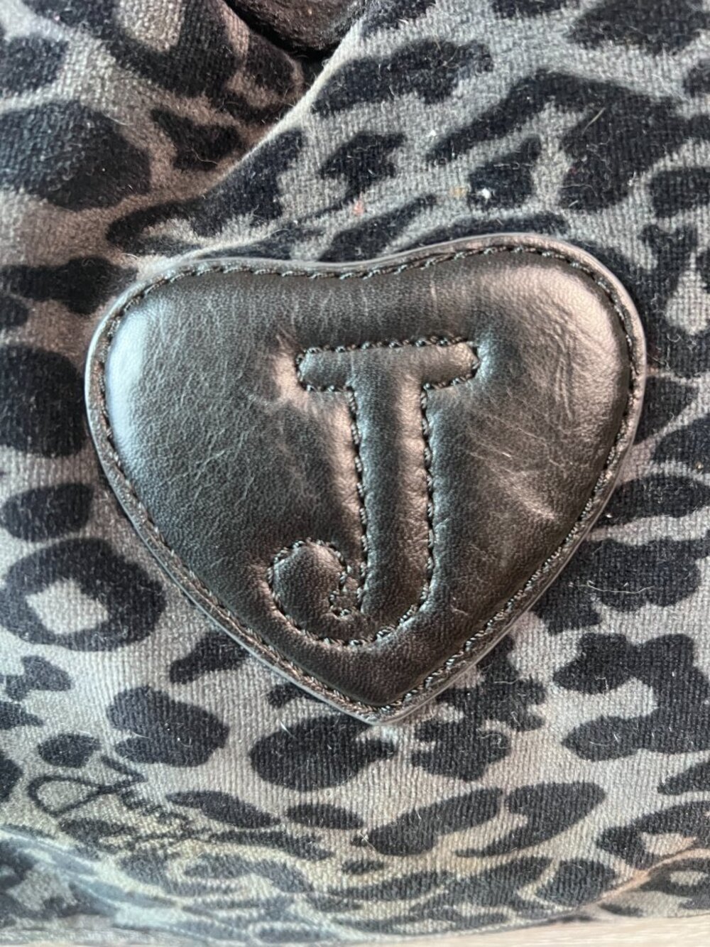 juicy couture daydreamer leopard print bag in grey and black - Picture 6 of 12